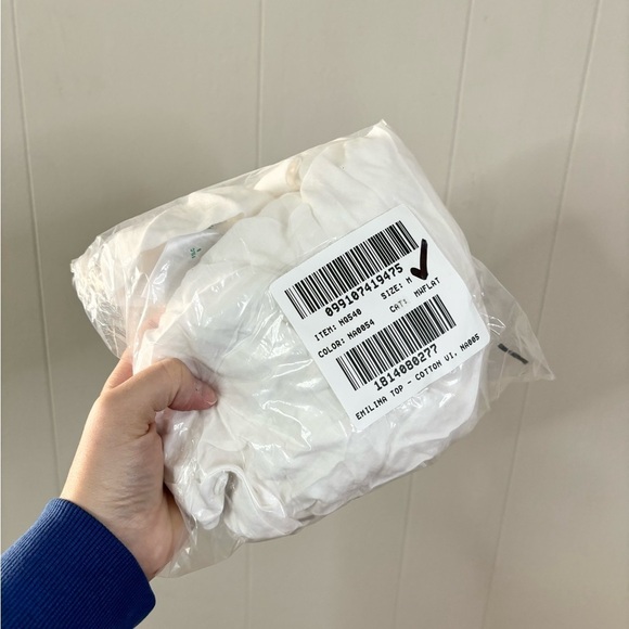 Madewell Emilina puff sleeve button front cotton top size M new - Picture 3 of 7